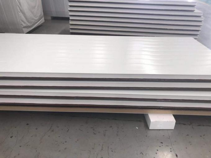 Materiales de poliéter de doble componente para paneles aislantes sandwich PIR/PU 3